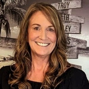 Meet your Posher, Beth